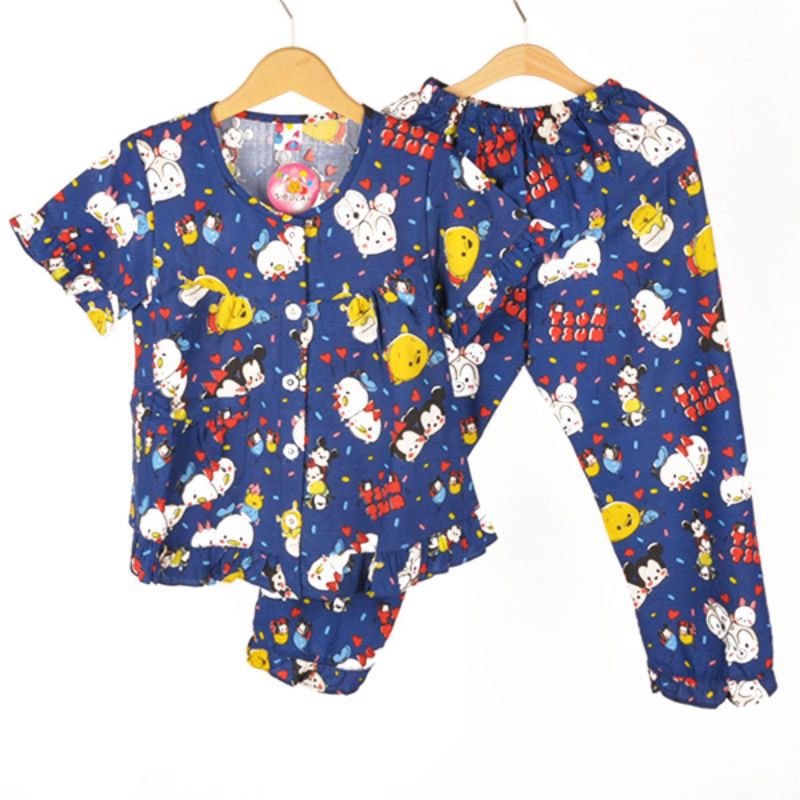 PIYAMA ANAK CP  2-7 TAHUNAN MOTIF TSUM TSUM