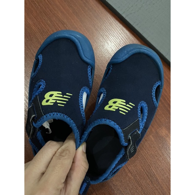 new balance sandal sepatu sendal preloved like new