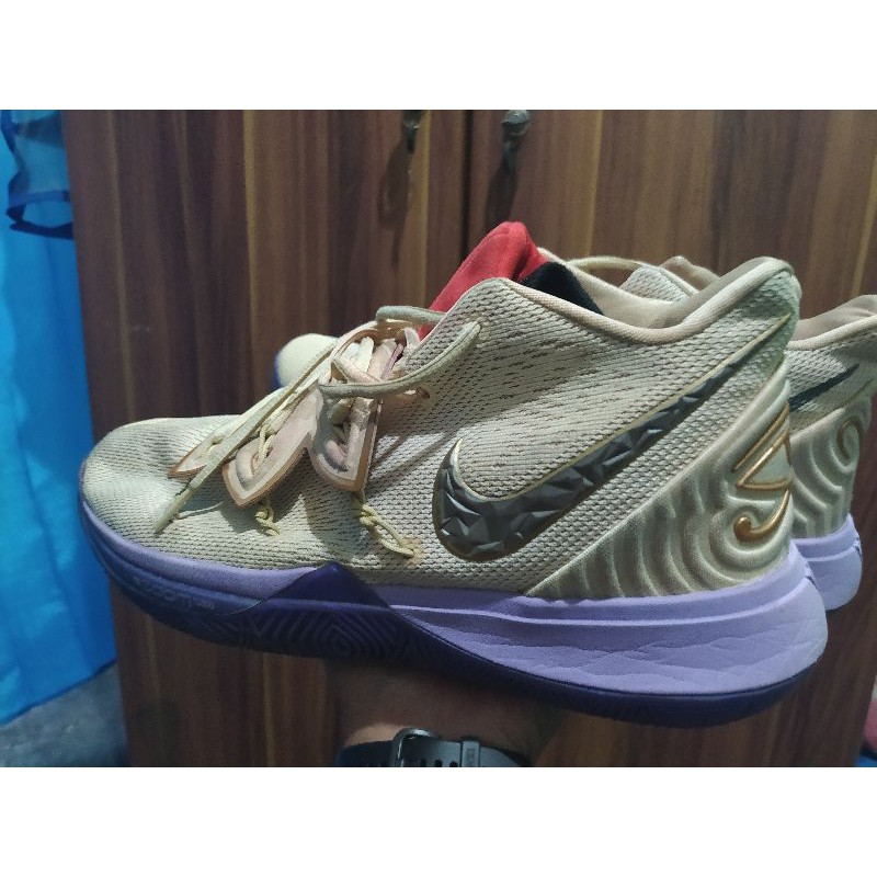 SEPATUBASKET_KYRIE5_IKHET