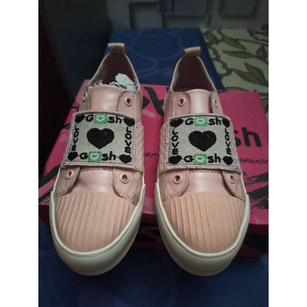 sepatu gosh pl
