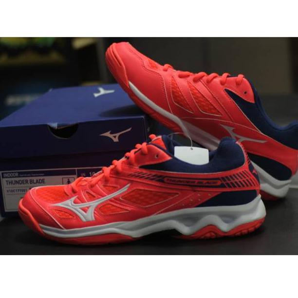 mizuno wave thunder blade