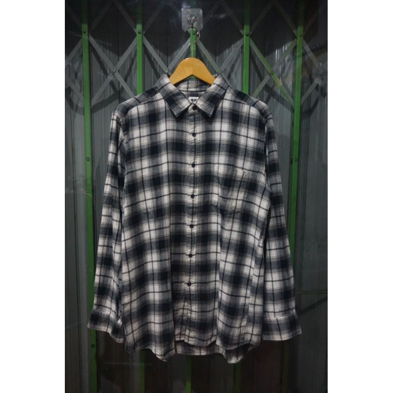 flannel pria brand uniqlo  second brand
