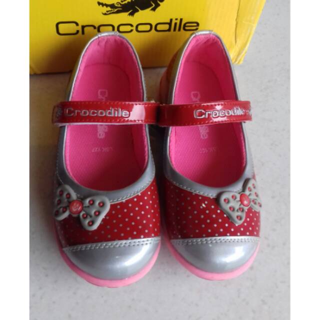 Sepatu anak crocodile