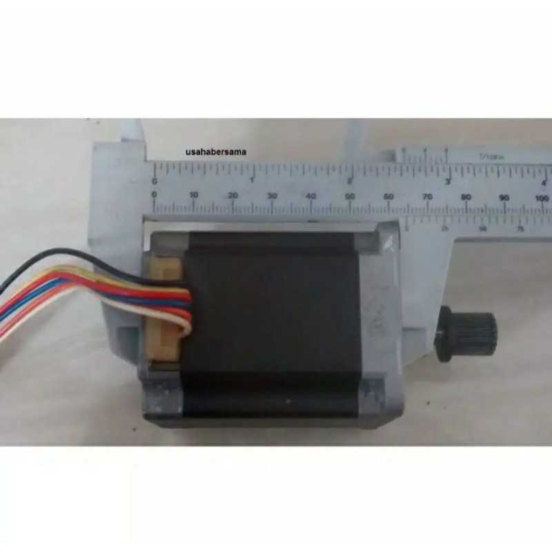 Stepper Motor Sanyo Denki 103H6707-0741 (3A)