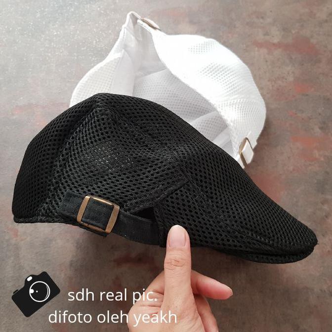 Topi Flat Cap Pet Pelukis Golf Polos Pria Wanita Keren-Topi Pet Jaring - Putih