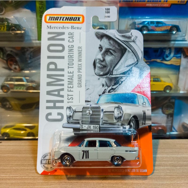 MATCHBOX 62 MERCEDES BENZ 220 SE SEDAN