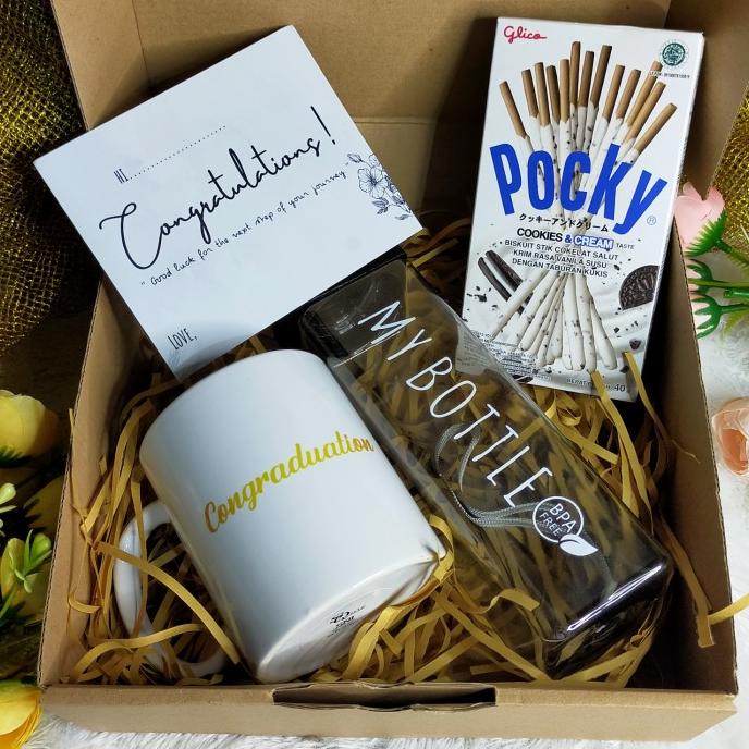 

Sale!!! Gift Box Hampers Kado Ultah, Wisuda Pacar, Anak, Saudara Atau Teman - Paling Dicari