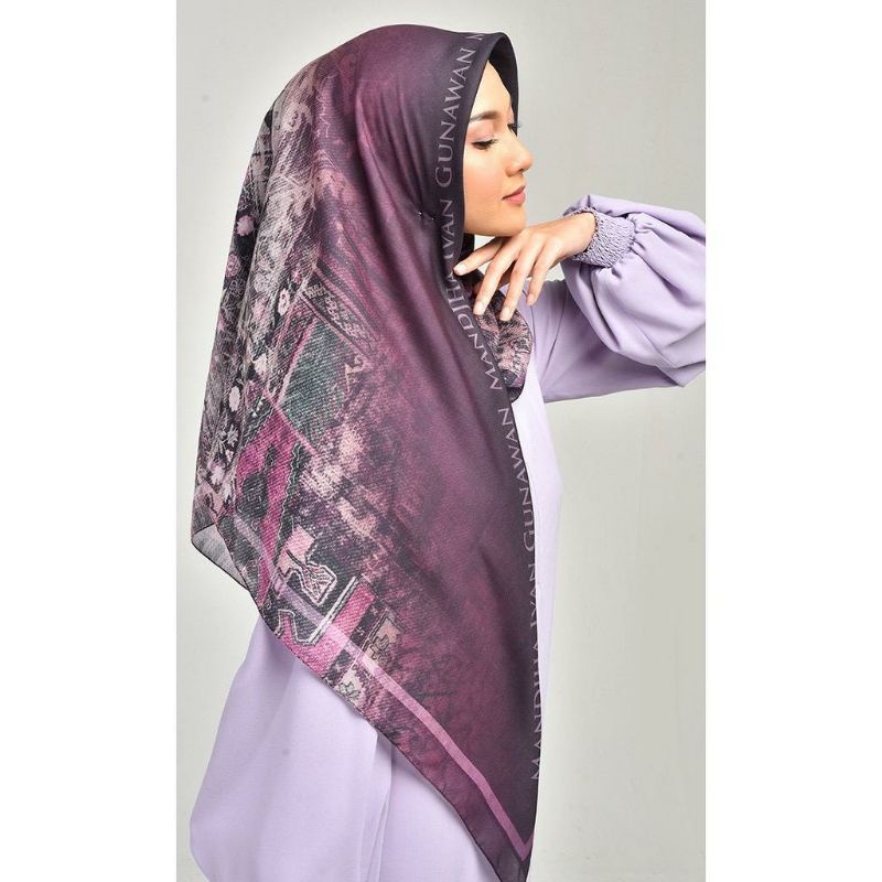 Milan Purple Scarf Mandjha By Ivan Gunawan