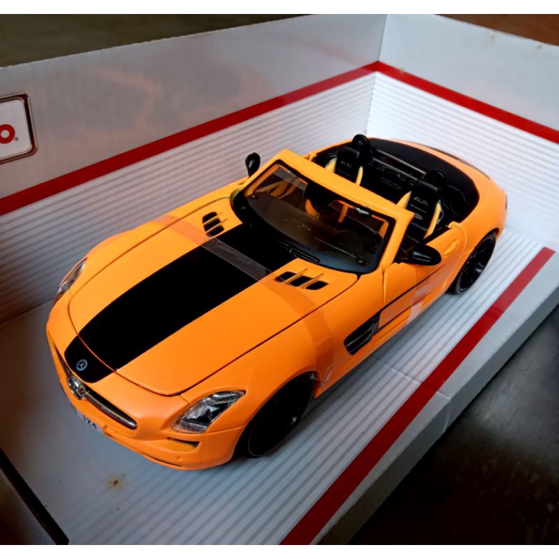 1:24 Mercedes SLS AMG - Miniatur Maisto