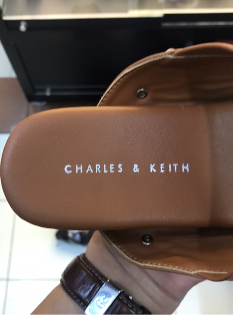 ( CUCI GUDANG ) CHARLES n KEITH DOUBLE STRAP | NO BOX