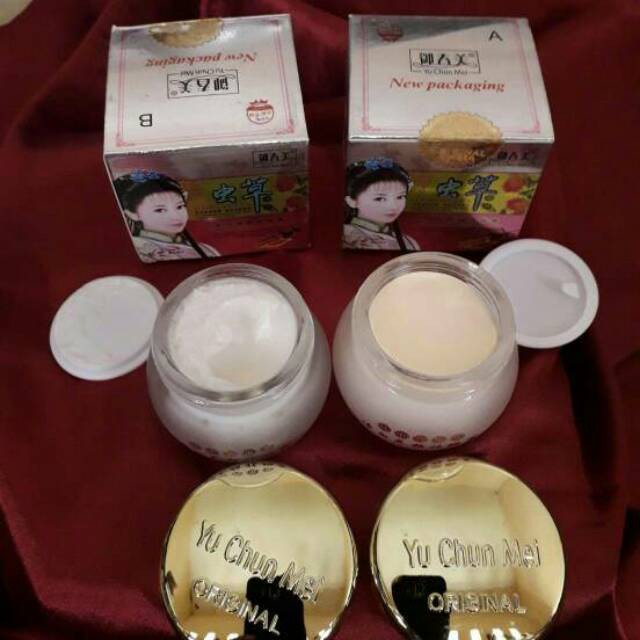 YU CHUN MEI DAY & NIGHT SET A B  WHITENING HERBAL CREAM