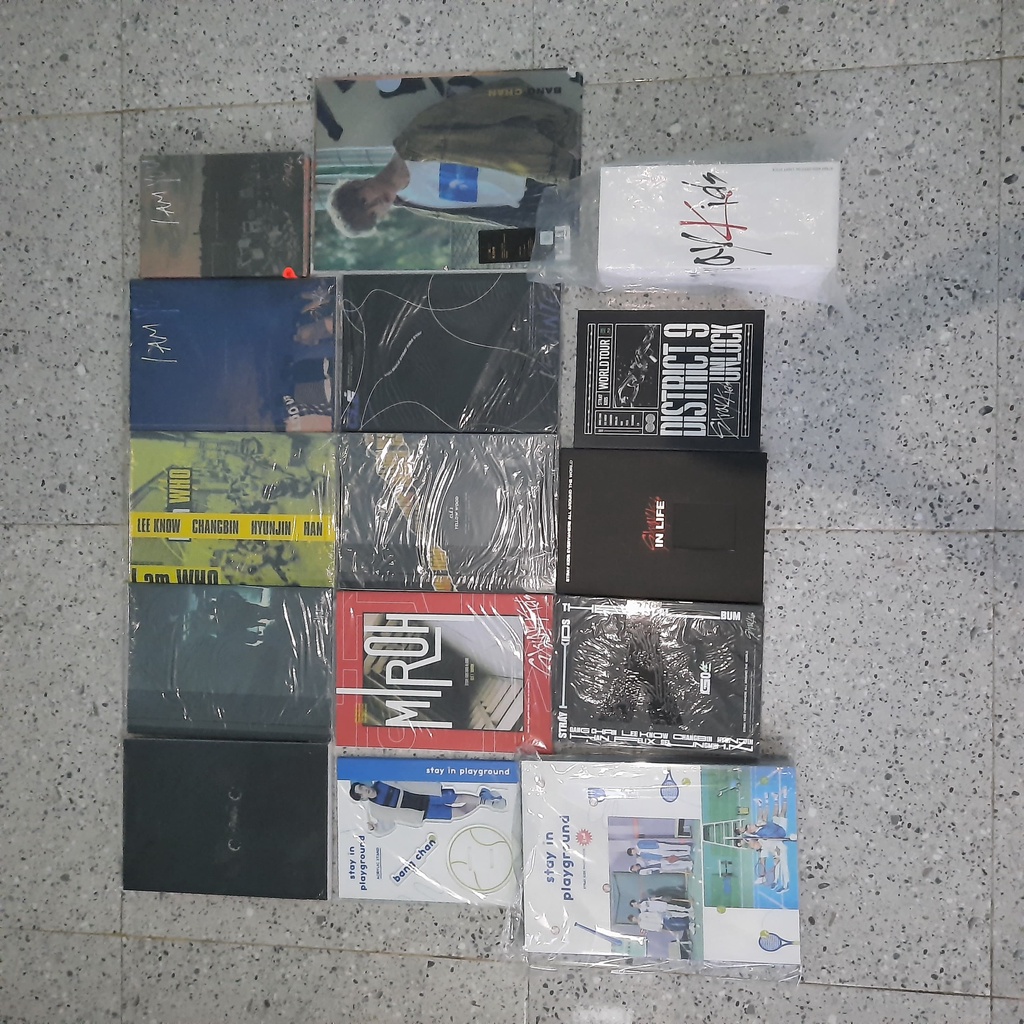 STRAYKIDS ALBUM ONLY MIXTAPE I AM NOT WHO YOU TAIWAN MIROH YELLOW WOOD LEVANTER GOLIVE INLIFE LIGHTS