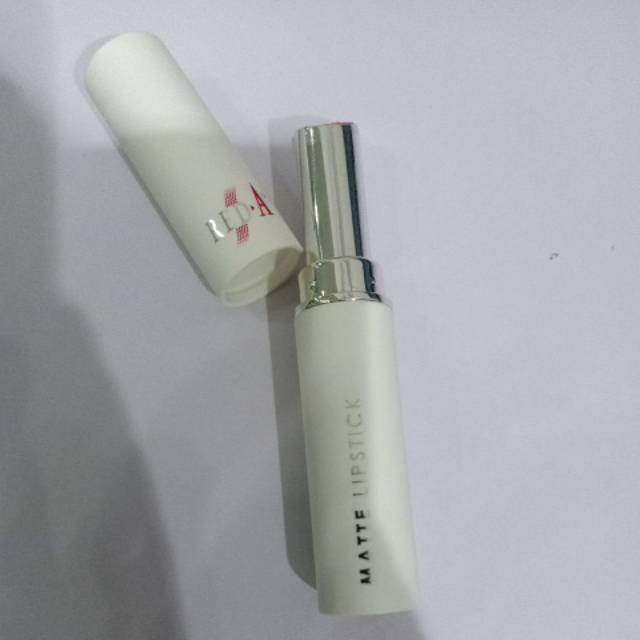 Red-A Matte Lipstick (with Vit E, UV FILTER &amp; Aloe Vera Extract) - tersedia 6 warna: 801 - 806