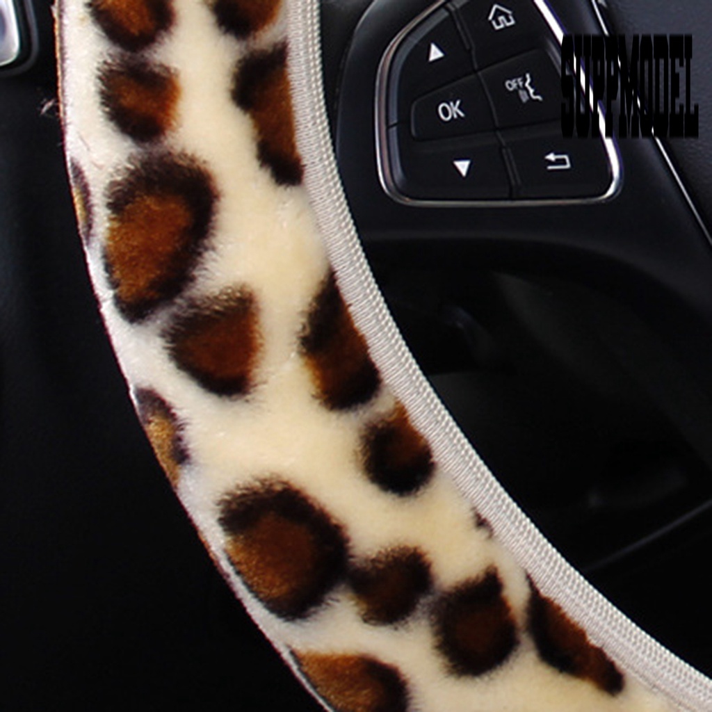 Sarung Setir Mobil Bahan Plush Lembut Elastis Anti Slip Motif Leopard Untuk Musim Dingin