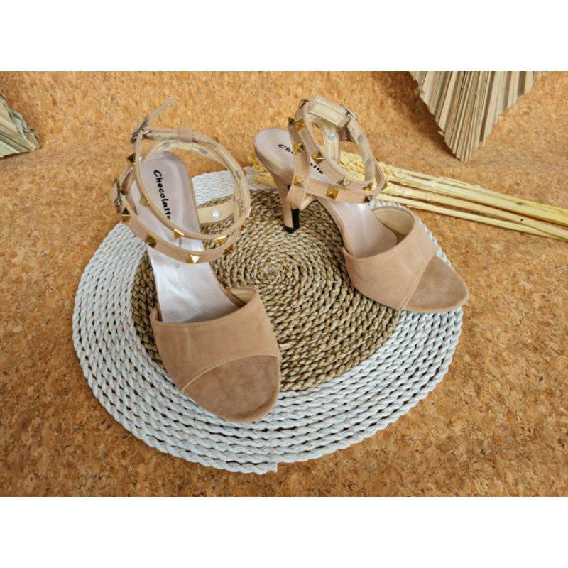 AK 01 High Heel Wanita PD365 Suede Piramid