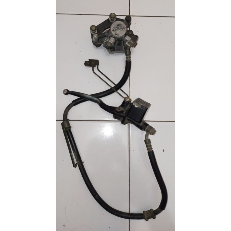 Master kaliper rem cakram depan original suzuki spin SR 125