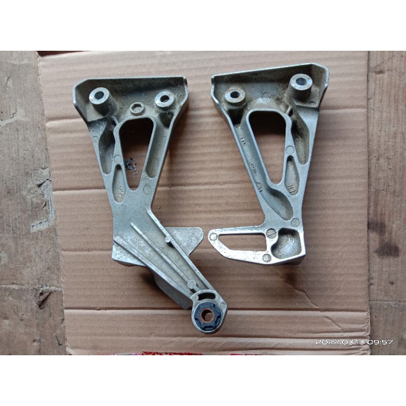 postep footstep pijakan kaki belakang absolute revo original copotan