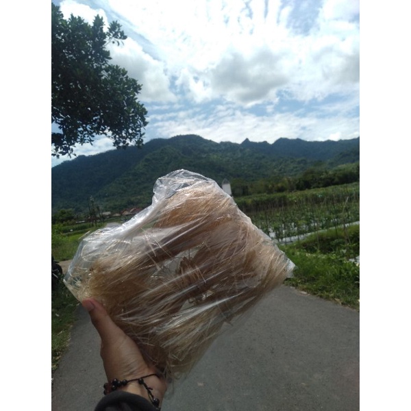 

Mie Soun/Soon (Mie Lethek) Cap Candi asli dari tepung aren (gelang)