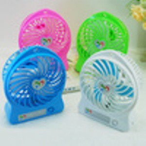 Kipas Angin Portable Mini / Mini Fan Portable USB | Sejuk Dingin AC