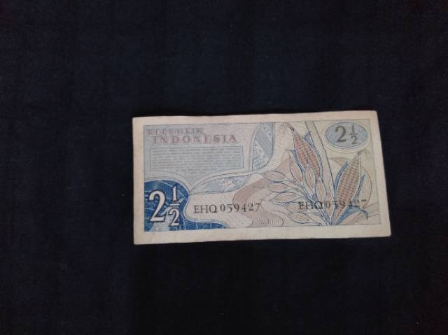 TP-090 UANG KUNO UANG LAMA Rp 2.5 SANDANG PANGAN BEKAS VF ORIGINAL