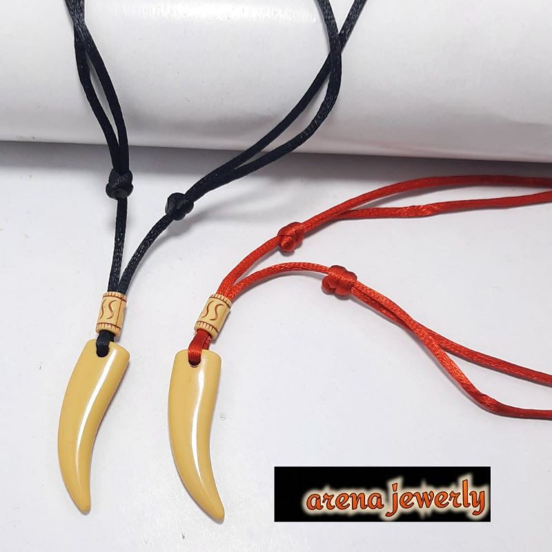 Kalung Tali Liontin Taring Coklat. Kalung Taring Pria Wanita. Kalung Tali Bandul Taring Coklat