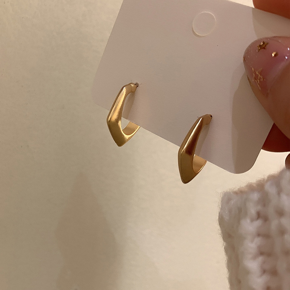 【COD Tangding】Simple Ins Korea New Fashion Open Size Earrings for Women Girl Earstuds