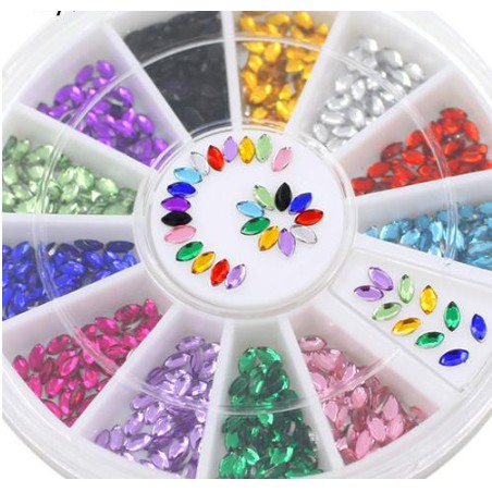 Manik Oval 3D Glitters Studs Dekorasi DIY Nail Art Tips Roda Untuk nail art