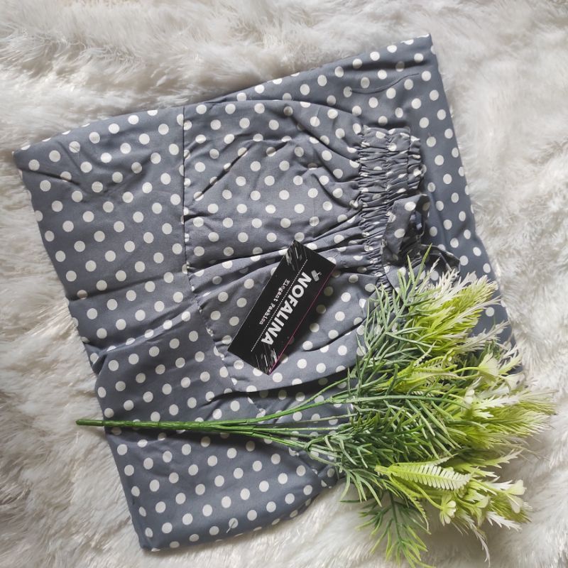 ROK PAYUNG LEBAR/ROK KATUN PANJANG/MOTIF PULKADOT-Abu