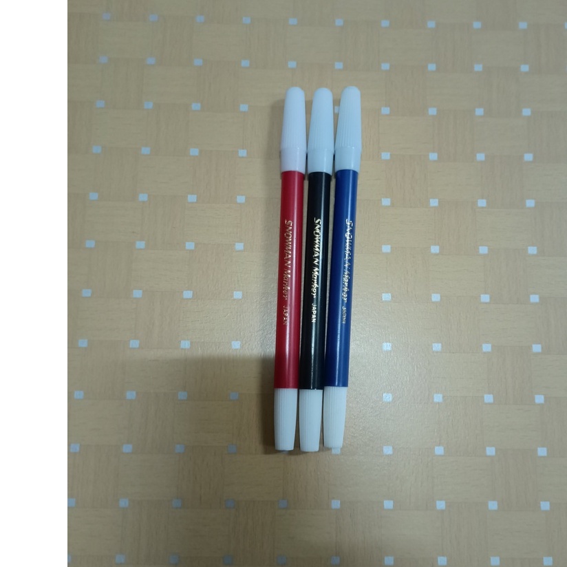 

Spidol Warna Kecil Merah Hitam Biru SNOWMAN
