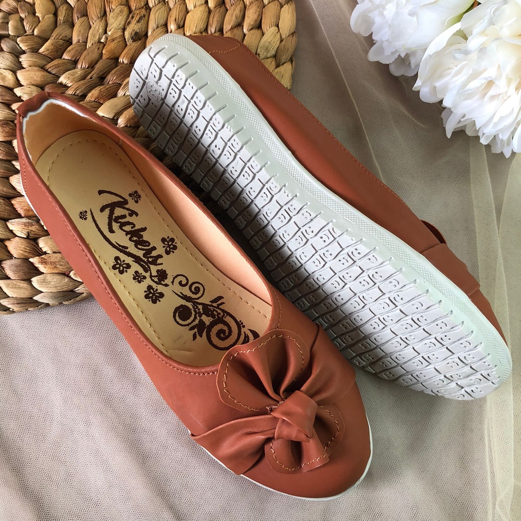 SEPATU BUNGA 5 sepatu cewek model bunga sepatu terbaru terlaris termurah SLIP ON WANITA TERBARU KEKINIAN FLATSHOES KOREAN STYLE SEPATU CEWEK SLIPON FLAT SHOES CASUAL SANTAI SLOP SPATU CEWE SELOP PESTA KONDANGAN FLET PEREMPUAN