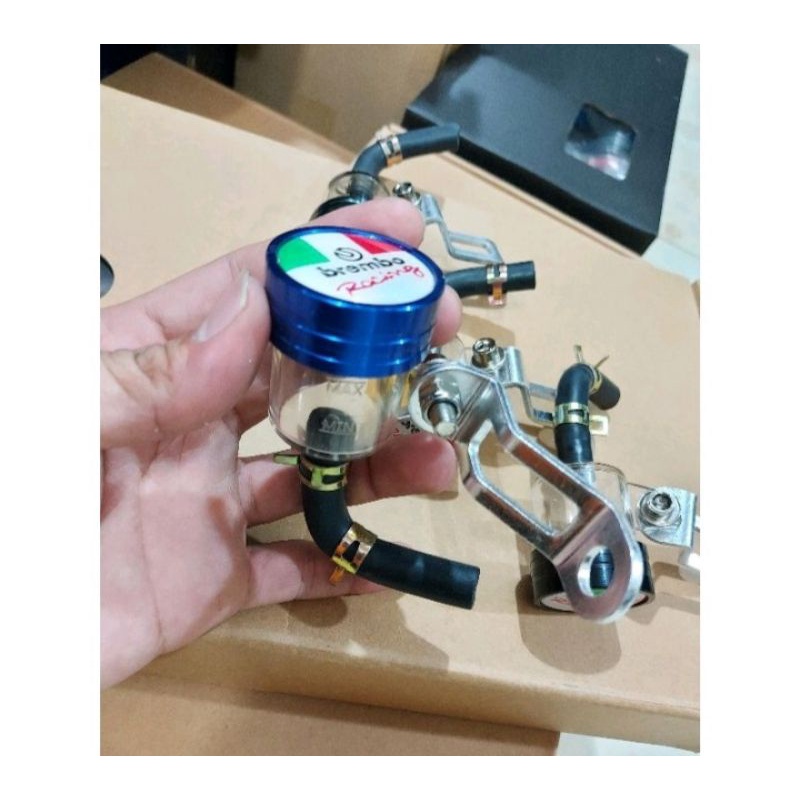 tabung minyak rem universal all motor ud sepaket breket n selang semua master rem bsa pakai universal