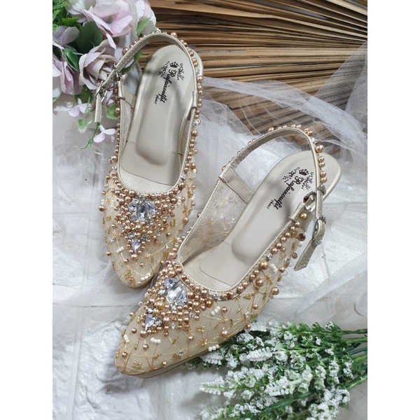 sepatu kiyarisa gold tinggi 5cm lancip