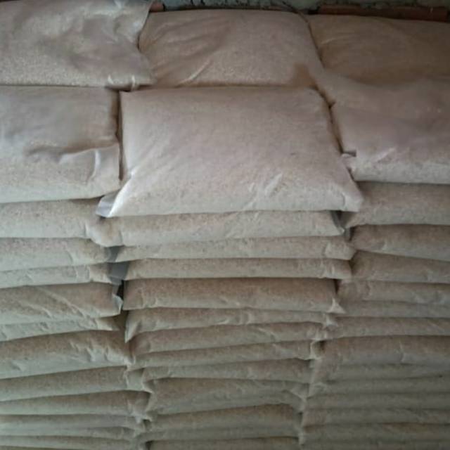 

Beras sedia 2.5 kg