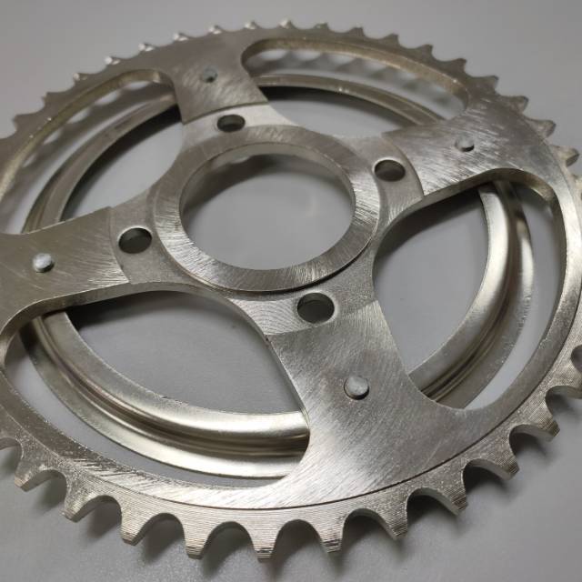 Gear /gir /get belakang TIGER 520-43