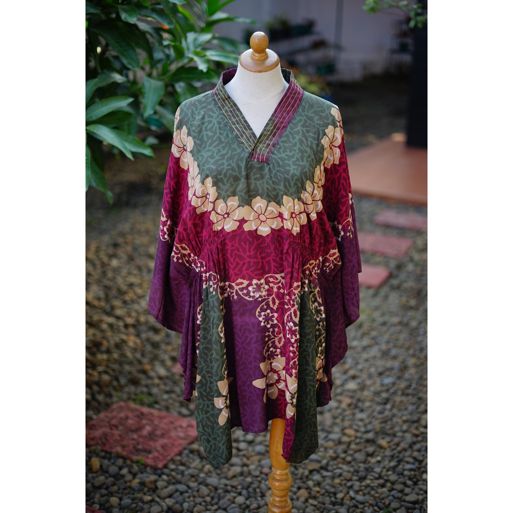 Blouse Paris Lowo V neck Karet // Blouse Paris Klelawar // Blouse Batik // Batik Pekalongan