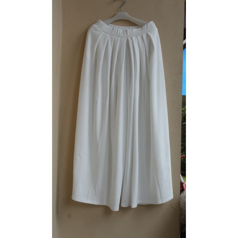 KULOT POLOS PREMIUM MODEL JATUH LURUS JUMBO  ALLSIZE MUAT S M L Xl  XXL-White