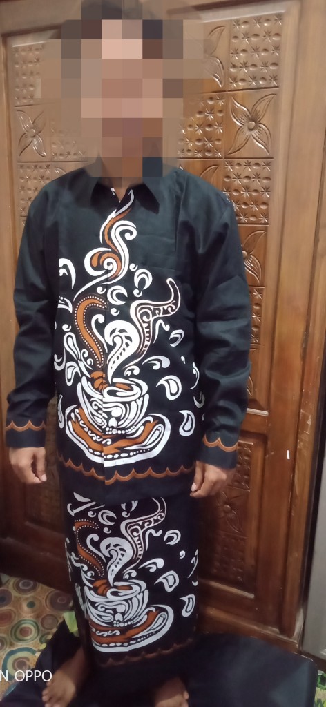 Setelan Clana Sarung, Baju Koko Batik Solo Modern Lengan Pendek Dan Panjang Kopi Hitam Batik Solo