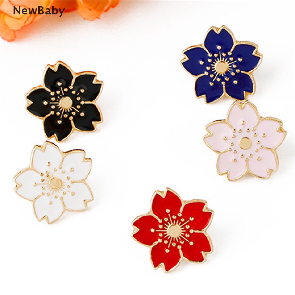 5pcs Bros Pin Enamel Bentuk Bunga Untuk Wanita