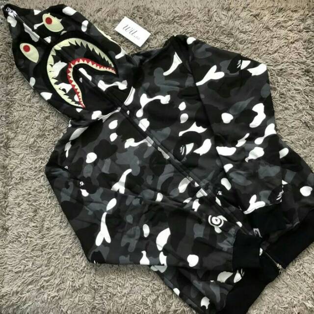 JAKET BAPE SHARK WGM FULL ZIP BLACK
