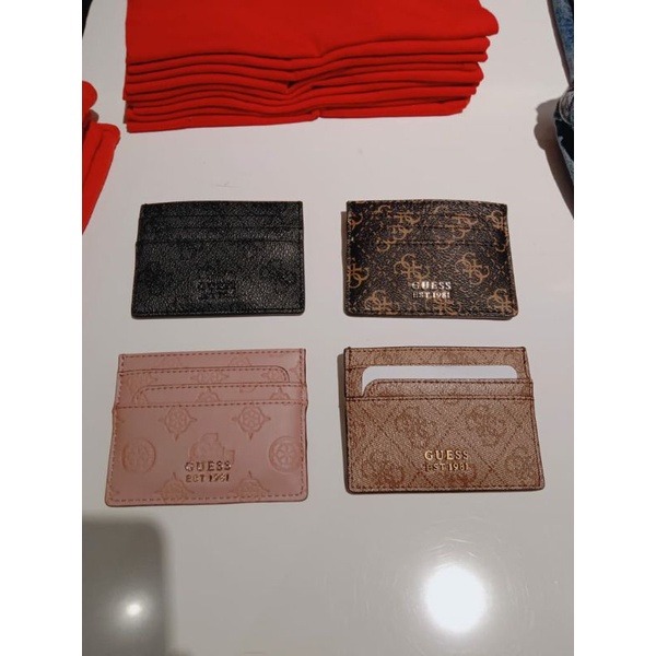 Guess карта подарочная