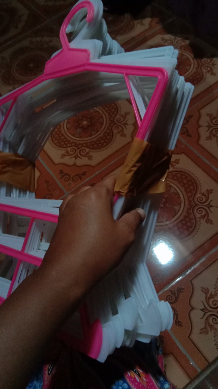 12 Pcs Satu Lusin Hanger Display Pajangan Toko Baju Anak Layang