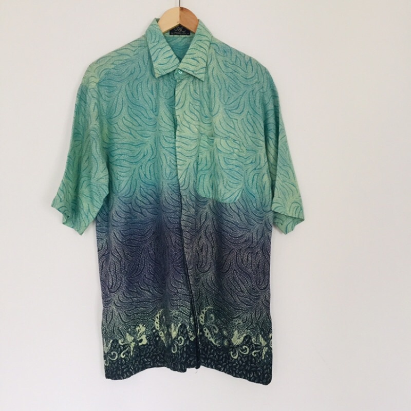 Preloved Kemeja Tenun Batik Pria Natalia Liu