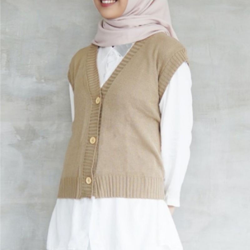 VEST RAJUT KANCING/ ROMPI RAJUT KANCING / VEST RAJUT KANCING KOREA/ Rompi Rajut -  - Rompi Rajut/ BUTTON VEST CARDY ROMPI KARDIGAN RAJUT WANITA/ VEST RAJUT WANITA KOREA MURAH PREMIUM/  VEST RAJUT KANCING / VEST RAJUT PREMIUM / ROMPI KANCING /