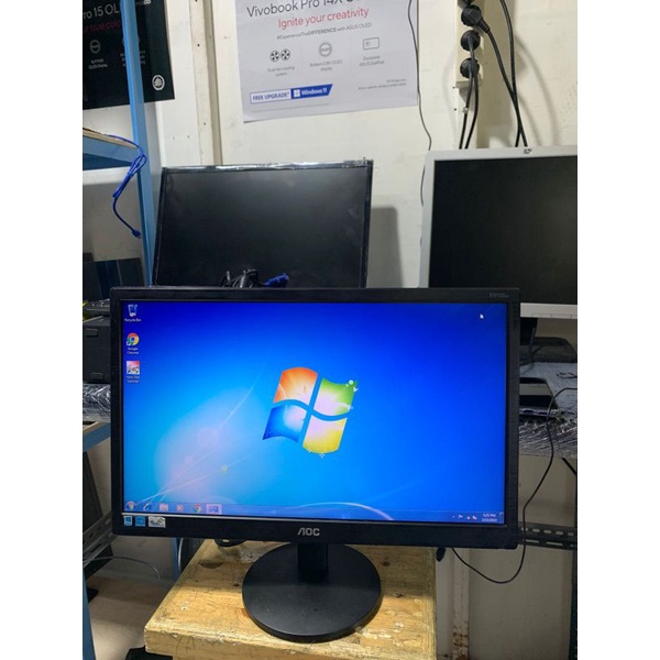 LED MONITOR AOC 19 INCHI BAGUS WAT LISTRIK IRIT KAK