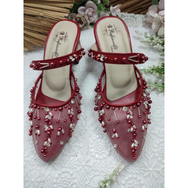 sepatu rafaizoutfit Naumi merah marron tinggi 5cm tahu