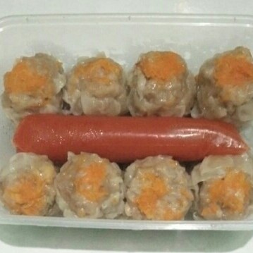 

Dimsum Ayam Hikari ; topping Wortel saja Isi 10