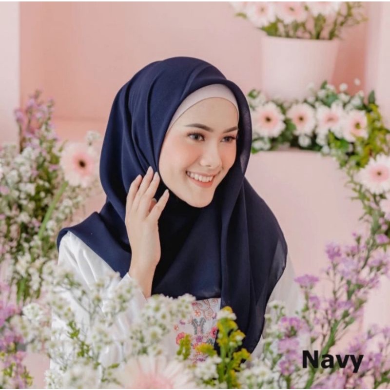 Kerudung Jilbab Hijab Polos Polycotton Segiempat Bella Square Premium