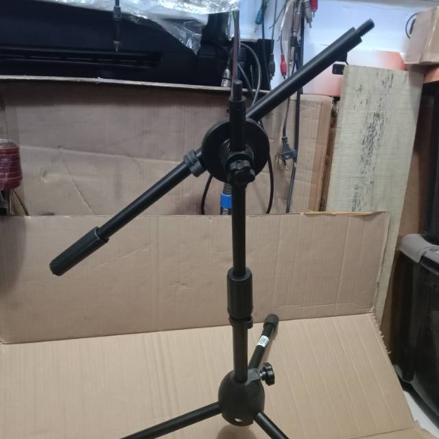 Stand mic tiang mic pendek kuat tahan banting