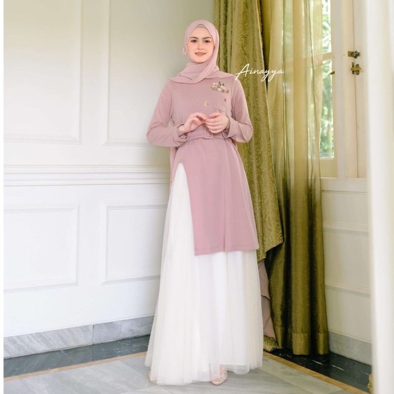 Clemira dress dusty pink by Ainayya