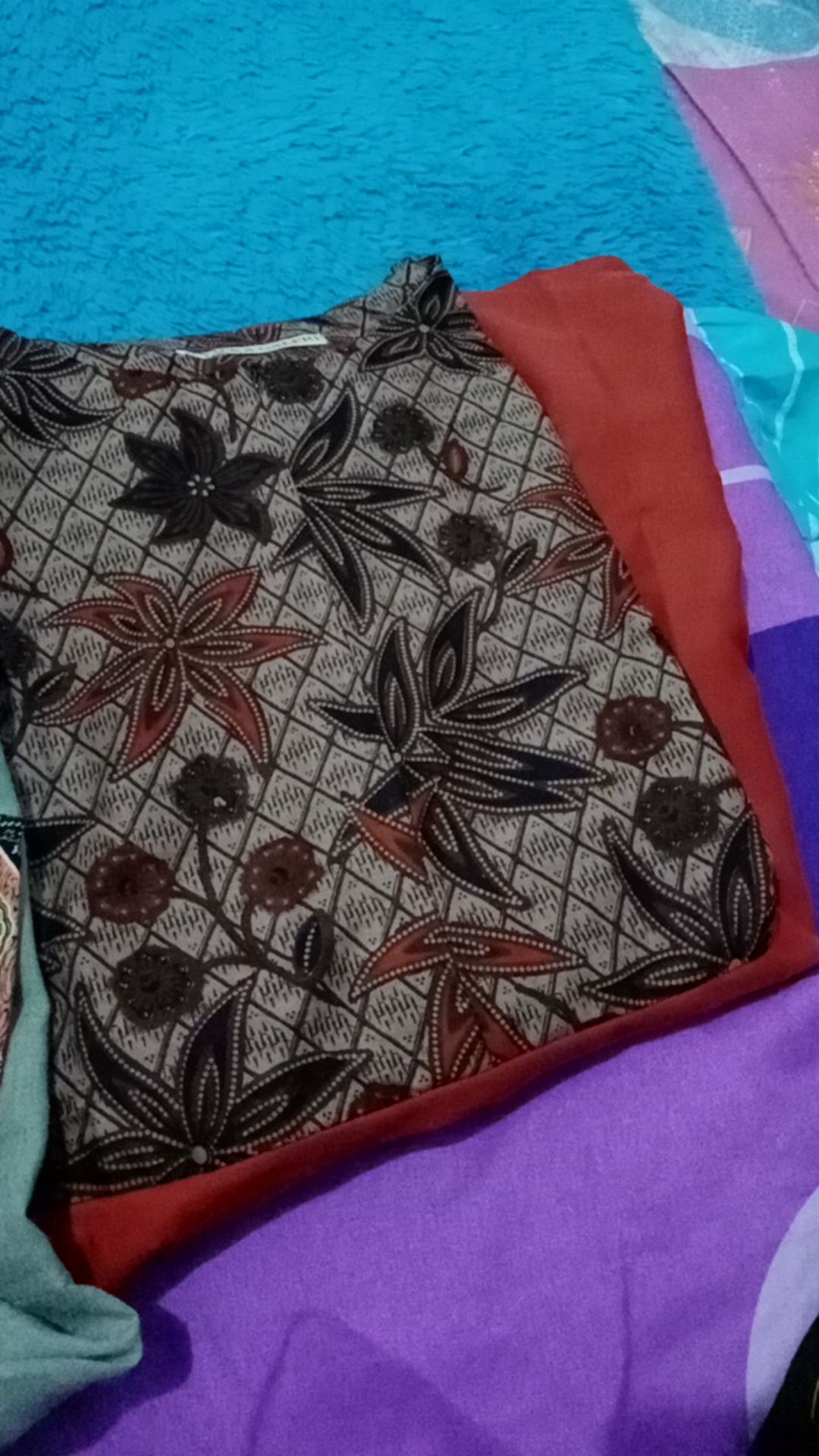 Atasan Batik Wanita Floral Polos 0831